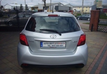 Toyota Yaris III Hatchback 5d Facelifting 1.33 Dual VVT-i 99KM 2017 Toyota Yaris Toyota Yaris III Salon PL - serwis 1.3 Benzyna 99KM, zdjęcie 7