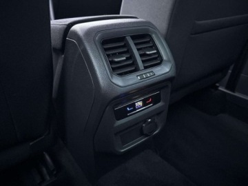 Volkswagen Tiguan II SUV Facelifting 1.5 TSI 150KM 2022 Volkswagen Tiguan TSI 150KM Life DSG LED Keyless Kamera cofania FV23, zdjęcie 28