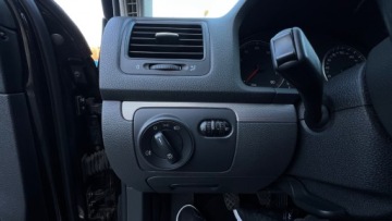 Volkswagen Golf VI 2009 Volkswagen Golf 1.4 TSI 125 km. ladny stan 2 komplety kol 1.4 Benzyna, zdjęcie 18