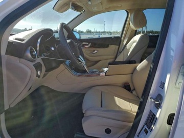 Mercedes GLC C253 2020 Mercedes-Benz GLC 300 2020 2.0 Benzyna 255KM, zdjęcie 7