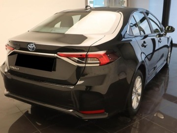 Toyota Corolla XII Sedan Facelifting 1.8 Hybrid 140KM 2025 Od ręki - Comfort 1.8 Hybrid 140KM | Podgrzewane fotele!, zdjęcie 1