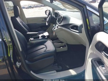 Chrysler Pacifica II 2023 Chrysler Pacifica Touring L 2023 3.6l 3.6 Benzyna 287KM, zdjęcie 10