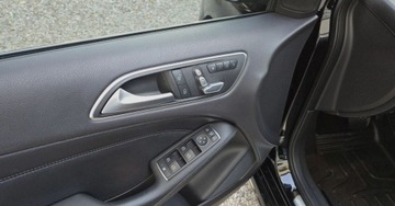 Mercedes Klasa B W246 Sports Tourer Facelifting 2.0 250 211KM 2016 Mercedes-Benz Klasa B 2,0 benzyna 211 KM 4Matic automat NAVI Full LED zare, zdjęcie 6
