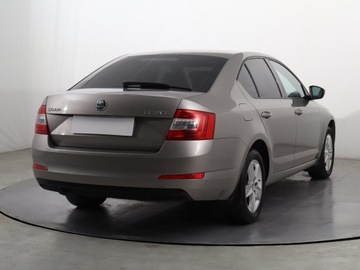 Skoda Octavia II Hatchback Facelifting 1.2 TSI 105KM 2013 Skoda Octavia 1.2 TSI, Salon Polska, Serwis ASO, zdjęcie 4