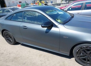 Mercedes Klasa E W213 2021 Mercedes-Benz Klasa E 2021, 3.0L, 4x4, 53 AMG, od ubezpieczalni 3.0 Benzyna, zdjęcie 3