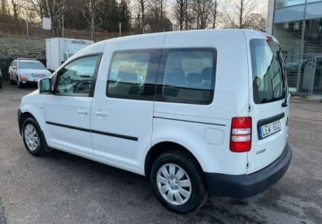 Volkswagen Caddy III Kombi Maxi 2.0 EcoFuel CNG 109KM 2010 Volkswagen Caddy 2.0 MPI 109 KM 5 osobowycena Export 2.0 BenzynaLPG, zdjęcie 3