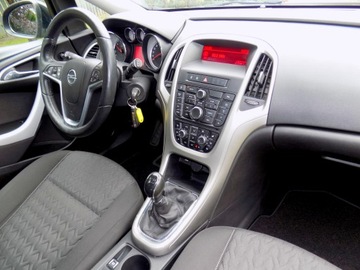 Opel Astra J GTC 1.7 CDTI ECOTEC 110KM 2013 OPEL ASTRA J 1,7 CDTi LIFT LED, zdjęcie 12