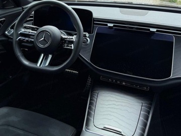 Mercedes Klasa E W214 Sedan 2.0 220d 197KM 2025 E Klasa 220 d 4-Matic AMG 2.0 197KM 2025, zdjęcie 9