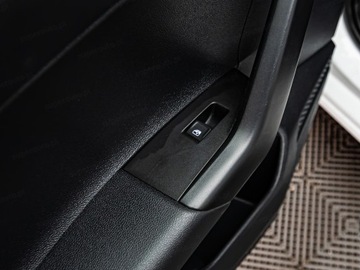 Volkswagen Polo VI Hatchback 5d Facelifting 1.0 TSI 95KM 2022 VOLKSWAGEN Polo 1.0 TSI Life Hatchback 95KM 2022, zdjęcie 19