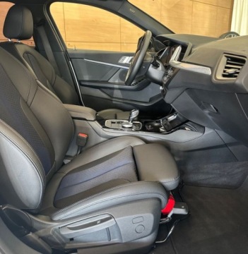 BMW Seria 1 F40 2021 BMW Seria 1 M SPORT Salon Polska ASO R-CARS Warszawa 1.5 Benzyna 136KM, zdjęcie 6