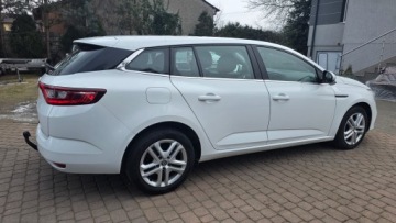 Renault Megane IV Grandtour 1.2 Energy TCe 100KM 2017 RENAULT MEGANE IV 1.2 ENERGY TCe 100 PLAY SUPER STAN PRZEBIEG TYLKO 90TKM!, zdjęcie 13