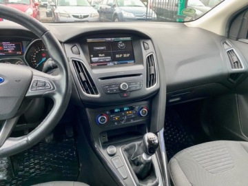 Ford Focus III Sedan Facelifting 1.0 EcoBoost 125KM 2015 Ford Focus Salon polska Benzyna 125KM, zdjęcie 22