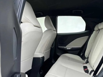 Lexus LBX 1.5 Hybrid 136KM 2025 Od ręki - Elegant 1.5 Hybrid 136KM | Podgrzewane fotele!, zdjęcie 10