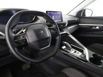 Peugeot 3008 II Crossover 1.5 BlueHDI 130KM 2019 Peugeot 3008 automat virtual cocpit navi klima, zdjęcie 13