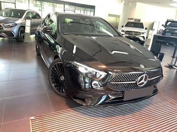 Mercedes Klasa A W177/V177 Hatchback Facelifting 2.0 220 190KM 2025 A Klasa 220 4-Matic AMG Line 2.0 (190KM) 2025, zdjęcie 1