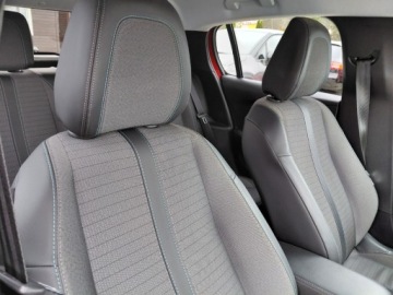 Peugeot 208 II 2021 Peugeot 208 Automat Virtual Asystent pasa Navi 1.2 Benzyna 100KM, zdjęcie 15