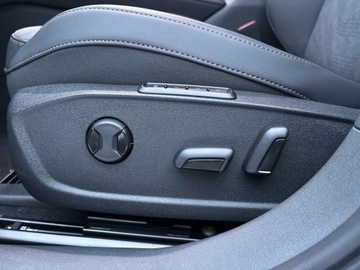 Cupra Leon II 2025 Cupra Leon 1.5 eTSI 150 KM 7-biegowa automatyczna, zdjęcie 9