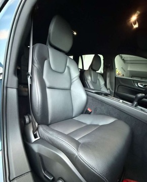 Volvo V60 II  Kombi 2.0 D3 150KM 2019 Volvo V60 Volvo V60 D3 Momentum Pro 2.0 Diesel 150KM, zdjęcie 20