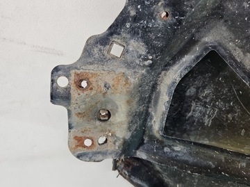 BLATNÍK PŘEDNÍ PRAVÝ SUBARU TRIBECA 05-14 ČERNÁ