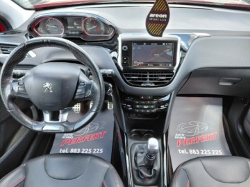 Peugeot 2008 I SUV Facelifting 1.6 BlueHDi 120KM 2018 Peugeot 2008 GT-Line Navi Klimatronik Sensor Elektryka PDC Alu 1.6 Diesel, zdjęcie 16