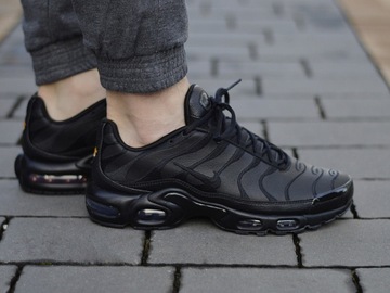 Buty Sportowe NIKE AIR MAX PLUS TN Triple Black Leather AJ2029-001 skóra 43