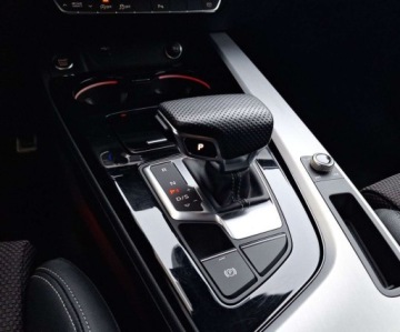 Audi A4 B9 Avant Facelifting 2.0 40 TFSI 204KM 2023 Audi A4 Avant 40TFSI 204KM Quattro SLine Stronic AmbienteKameraSmartInterF, zdjęcie 12
