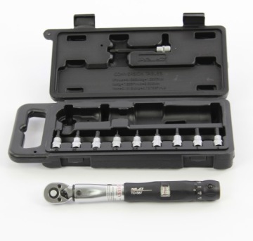 XLC TO-S87 ДИНАМОМЕТРИЧЕСКИЙ КЛЮЧ 4–24 Нм