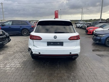 Volkswagen Touareg III SUV 4.0 V8 TDI SCR 422KM 2020 Volkswagen Touareg Automat Skóra Pneumatyka, zdjęcie 3