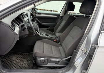 Volkswagen Passat B8 Variant Facelifting 1.5 TSI EVO 150KM 2022 Volkswagen Passat Variant salon PL FV Vat 23 rok gwarancji automat DSG, zdjęcie 15