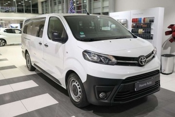 Toyota 2022 Toyota Proace Verso Kombi 2.0 D-4D Long 2.0 Diesel 145KM, zdjęcie 2