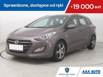 Hyundai i30 II Wagon 1.6 CRDi 110KM 2015 Hyundai i30 1.6 CRDi, Salon Polska, Klima