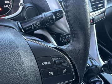 Mitsubishi Eclipse Cross SUV 1.5 T 163KM 2019 Mitsubishi Eclipse Cross Kamera, Grzane fotele Hak, zdjęcie 20