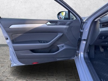 Volkswagen Passat B8 Variant Facelifting 2.0 TDI SCR 150KM 2022 Volkswagen Passat B8 2.0 TDI EVO Essence 2.0 TDI 1, zdjęcie 10