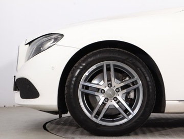 Mercedes Klasa E W213 Cabrio 2.0 200 184KM 2018 Mercedes E E 200, Automat, Skóra, Navi, Klima, zdjęcie 14