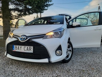 Toyota Yaris III Hatchback 5d Facelifting Hybrid 100KM 2016 Toyota Yaris 1.5 Hybrid 100% Org Przebieg 132 Tyś