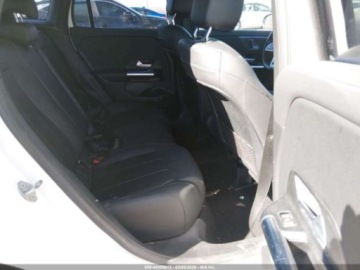 Mercedes GLA II 2021 Mercedes-Benz GLA 250 2021 2.0 Benzyna 221KM, zdjęcie 12