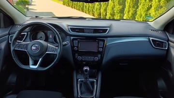 Nissan Qashqai II Crossover Facelifting 1.2 DiG-T 115KM 2018 Nissan Qashqai 1,2Benzyna Bezwypadkowy Zadbany 1.2 Benzyna 115KM, zdjęcie 11