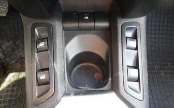 Citroen C-Elysee II Sedan 1.6 VTi 115KM 2016 Citroen C-Elysee I rej. 2017r, 1.6 LPG. Delikatnie uszkodzony lewy przod., zdjęcie 13