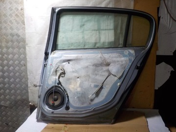 ДВЕРЬ ЗАДНЯЯ ПРАВАЯ OPEL SIGNUM