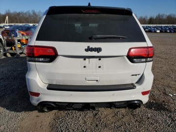 Jeep Grand Cherokee IV 2016 Jeep Grand Cherokee SRT-8 2016 6.4l 6.4 Benzyna 475KM, zdjęcie 2