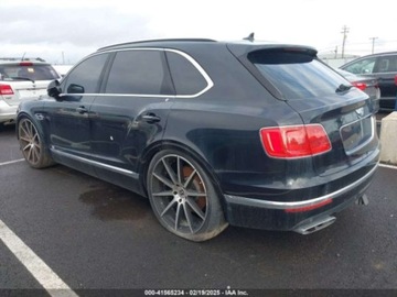 Bentley Bentayga 2017 Bentley Bentayga 2017 6.0l 6.0 Benzyna 600KM, zdjęcie 3