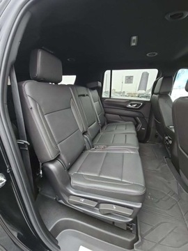 Chevrolet Suburban GMT900 2024 Chevrolet Suburban Z71 2Z7 2024 5.3l 5.3 Benzyna 420KM, zdjęcie 9