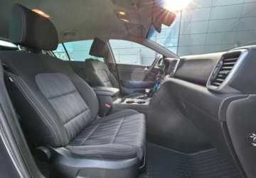 Kia Sportage IV SUV Facelifting 1.6 T-GDI 177KM 2021 Kia Sportage M, Tempomat, Kamera cofania, Bezwypadkowy, Salon Polska 1.6, zdjęcie 15