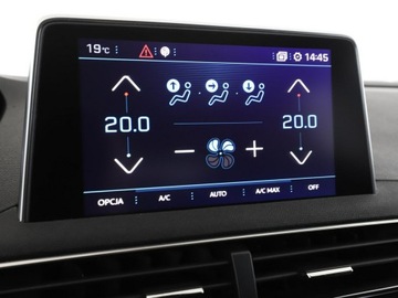 Peugeot 3008 II Crossover 2.0 BlueHDi 180KM 2017 Peugeot 3008 GT Line automat panorama 180KM navi, zdjęcie 26