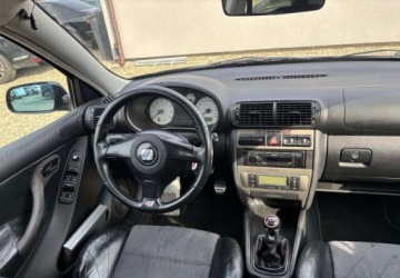 Seat Leon I Hatchback 2.8 T Cupra R 204KM 2001 Seat Leon 2.8 VR6 4x4 LPG Cupra4 Wersja limitowana 2.8 BenzynaLPG 204KM, zdjęcie 19