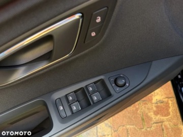 Seat Leon III Hatchback Facelifting 1.5 EcoTSI 130KM 2018 Seat Leon Seat Leon 1.5 EcoTSI Evo FR SampS 1.5 Benzyna 131KM, zdjęcie 21