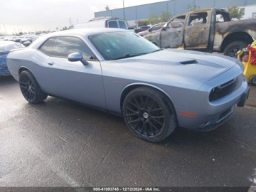 Dodge Challenger III 2019 Dodge Challenger 2019 Dodge Challenger SXT RWD 3.6 Benzyna 305KM, zdjęcie 6