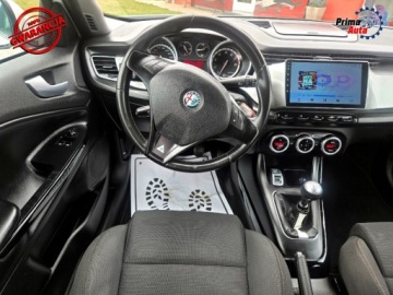 Alfa Romeo Giulietta Nuova II Hatchback 5d 1.4 TB 16v 120KM 2011 Alfa Romeo Giulietta 1.4 Turbo 120KM- GAZ KME, kamery 360, pelen serwis, N, zdjęcie 15