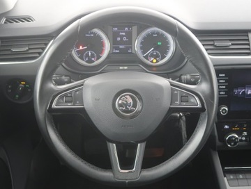 Skoda Octavia III Liftback Facelifting 2.0 TSI  190KM 2019 Skoda Octavia 2.0 TSI, Salon Polska, Serwis ASO, zdjęcie 14
