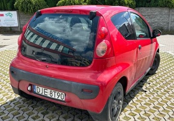 Peugeot 107 Hatchback 5d 1.0 12V 68KM 2007 Peugeot 107 1.0 benzyna 2007 r Okazja Benzyna 68KM, zdjęcie 2